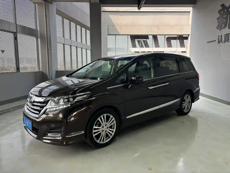 Honda Elysion 2.4L Luxury Edition 2019