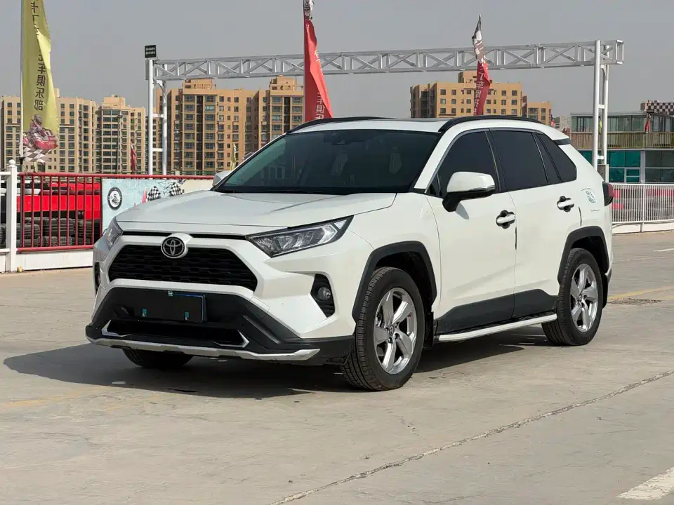 Toyota RAV4 Rongfang 2.0L CVT 4WD Trend PLUS 2021