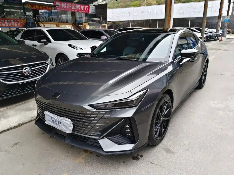 Changan UNI-V 1.5T Luxury Edition 2023