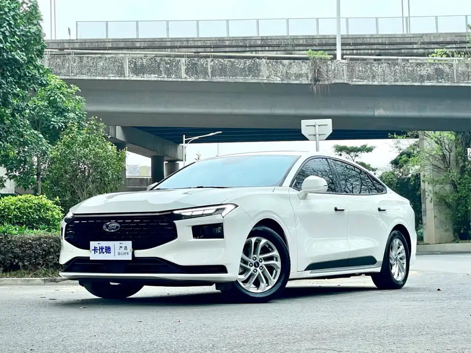 Ford Mondeo 1.5T EcoBoost Elegance 2025