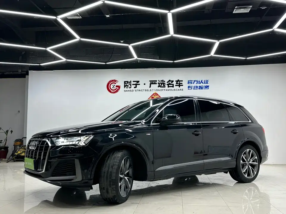 Audi Q7 55 TFSI quattro S line Sport 2020