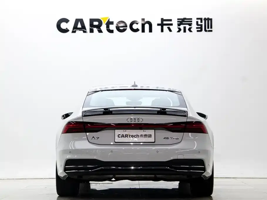 Audi A7 45 TFSI Premium Selection 2025 — фото 6