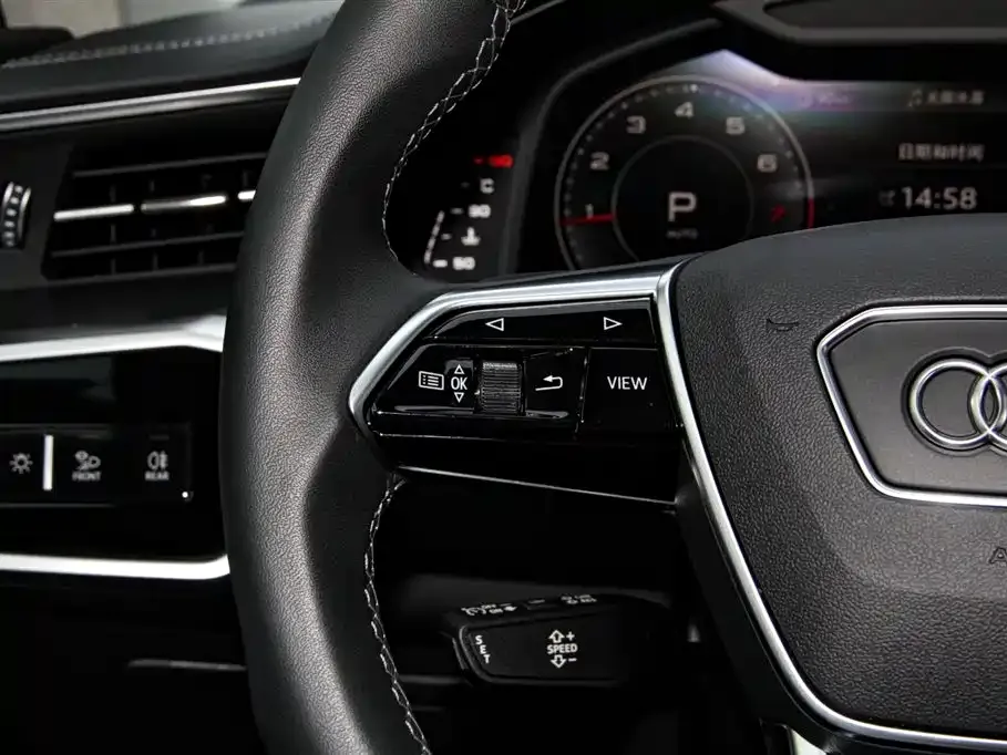 Audi A7 45 TFSI Premium Selection 2025 — фото 24