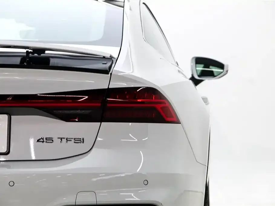 Audi A7 45 TFSI Premium Selection 2025 — фото 31