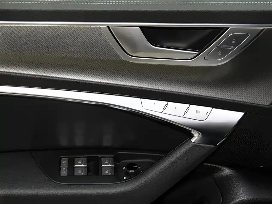 Audi A7 45 TFSI Premium Selection 2025 — фото 19