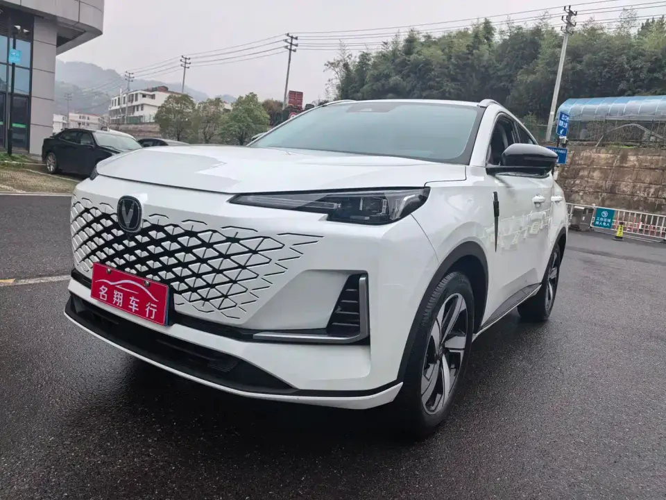 Changan CS55 PLUS 3rd Generation 1.5T DCT Premium 2024