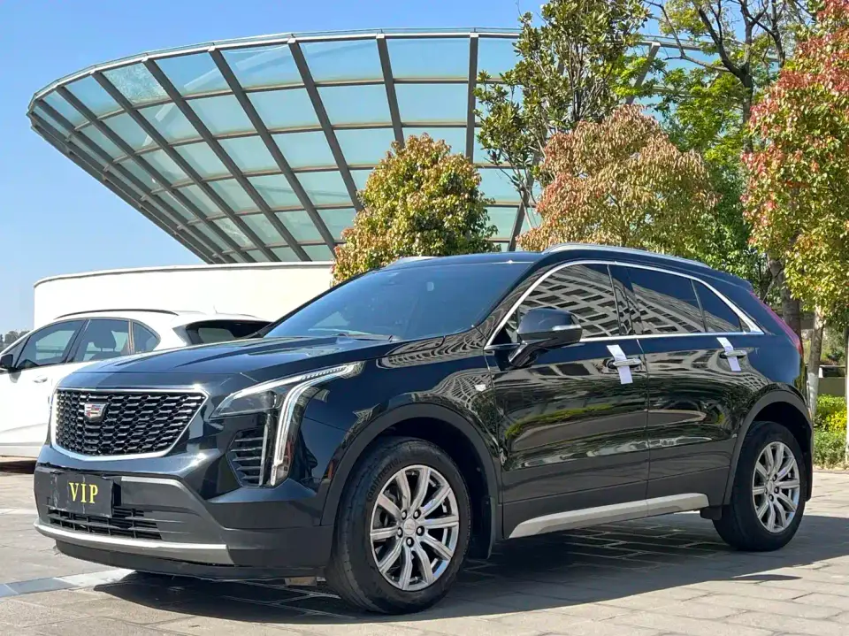 Cadillac XT4 28T FWD Luxury 2023