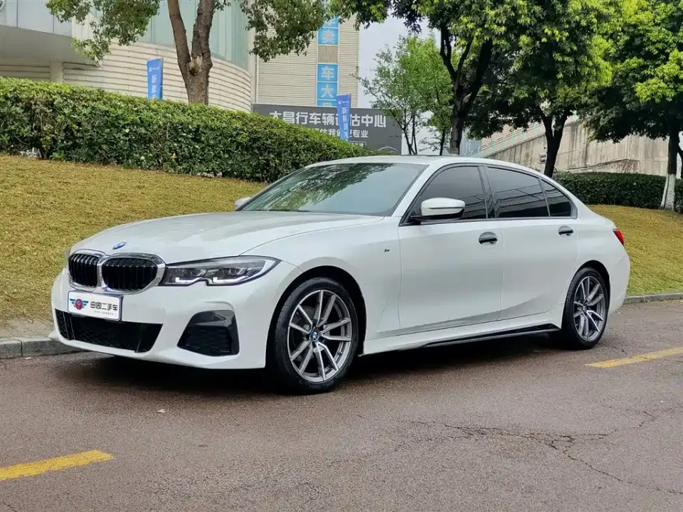 BMW 3 Series 325Li M Sport Package 2022