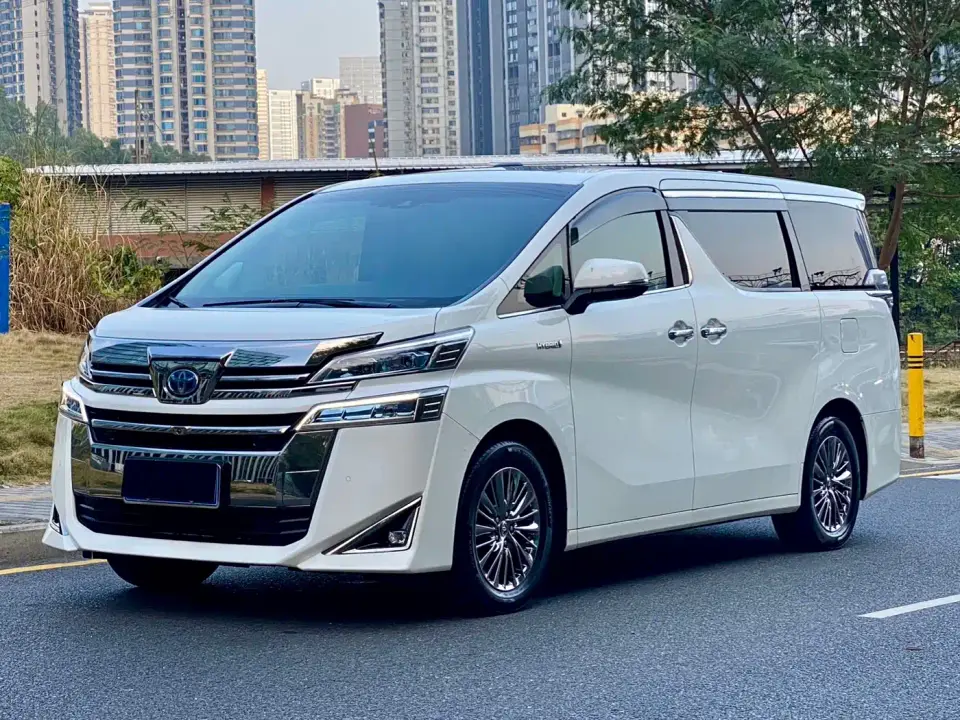 Toyota Vellfire Twin Engine 2.5L HV Premium Edition 2020