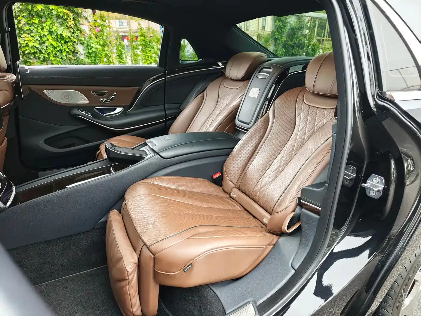 Mercedes-Benz Maybach S-Class S 450 4MATIC 2019 — фото 16
