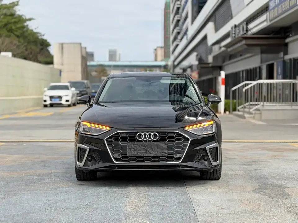 Audi A4L 40 TFSI Fashion Dynamic 2024