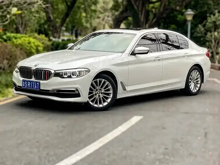 BMW 5 Series Facelift 525Li Luxury Package 2019