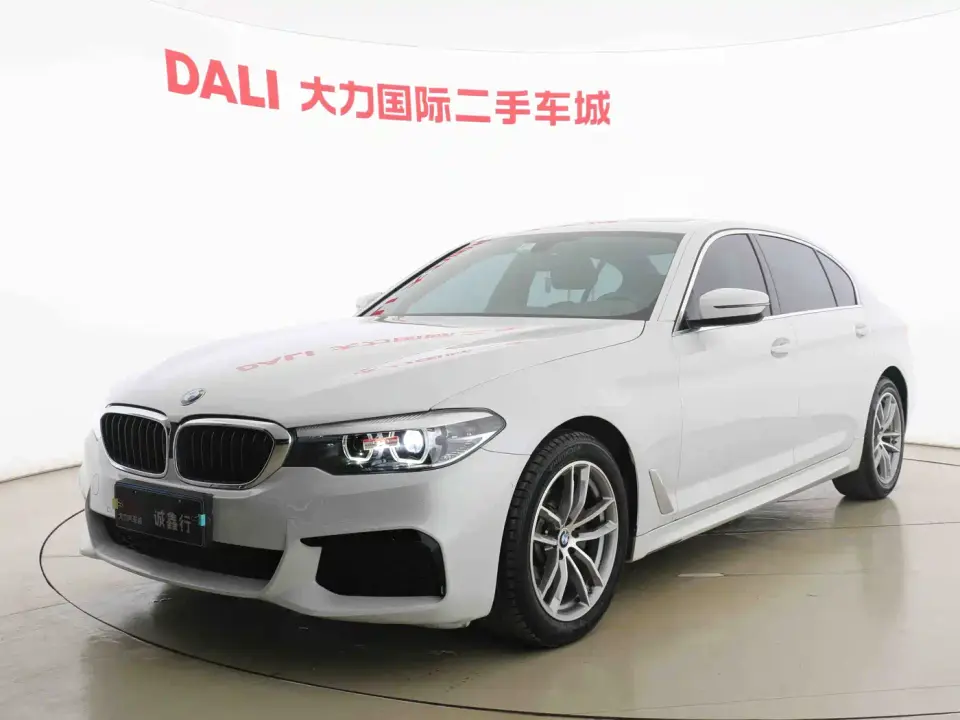 BMW 5 Series 525Li M Sport Package 2020