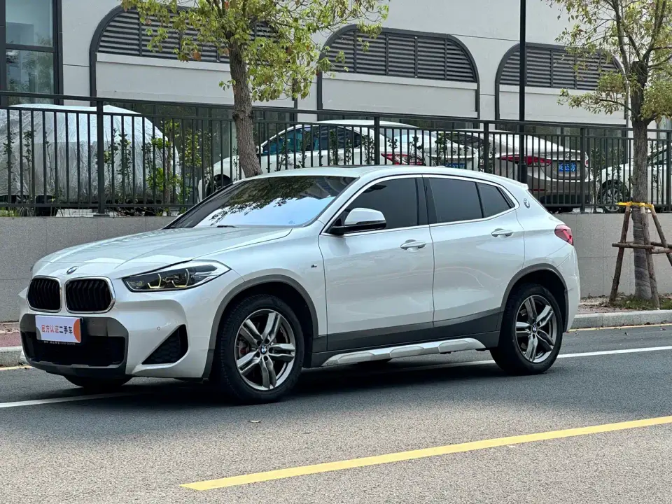 BMW X2 sDrive25i Leading M Sport Package 2021
