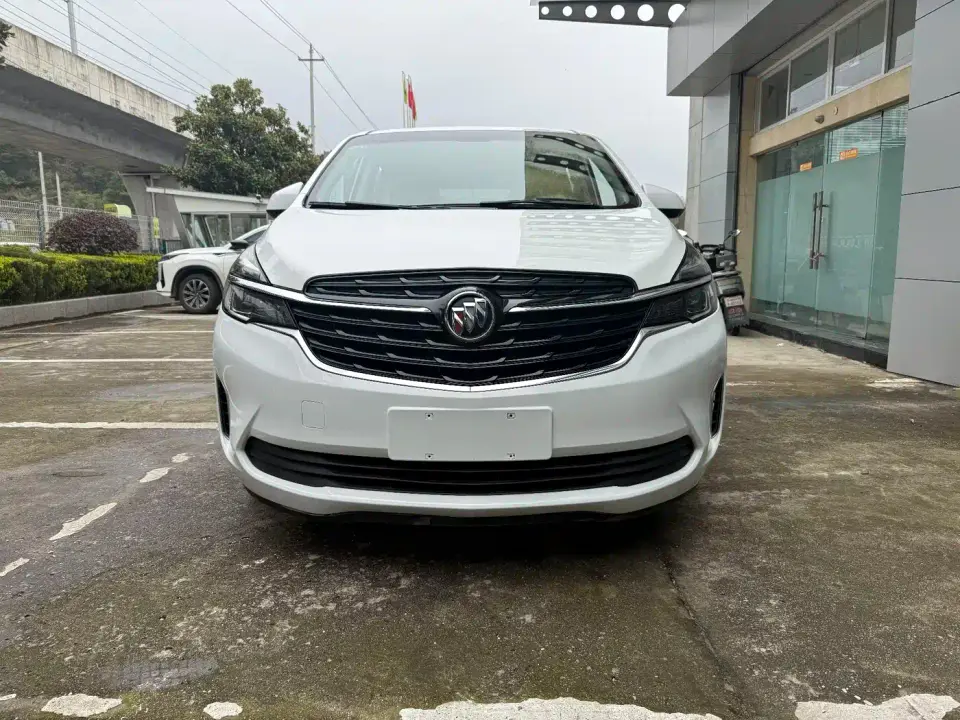 Buick GL8 Land Business Class 652T Smart Luxury 2021
