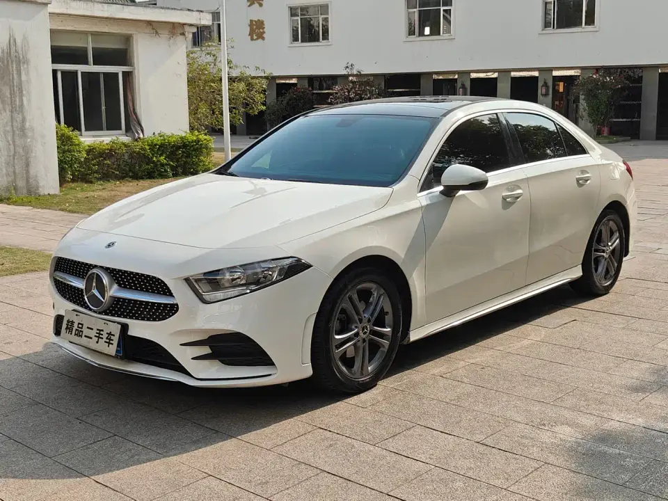 Mercedes-Benz A-Class A 180 L 2022
