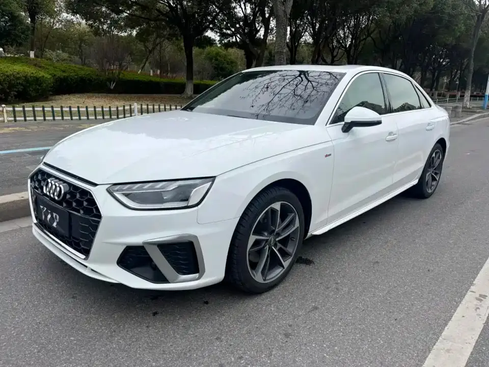 Audi A4L 40 TFSI Fashion Dynamic Edition 2021
