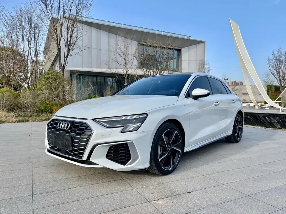 Audi A3 Facelift Sportback 35 TFSI Fashion Sport 2023