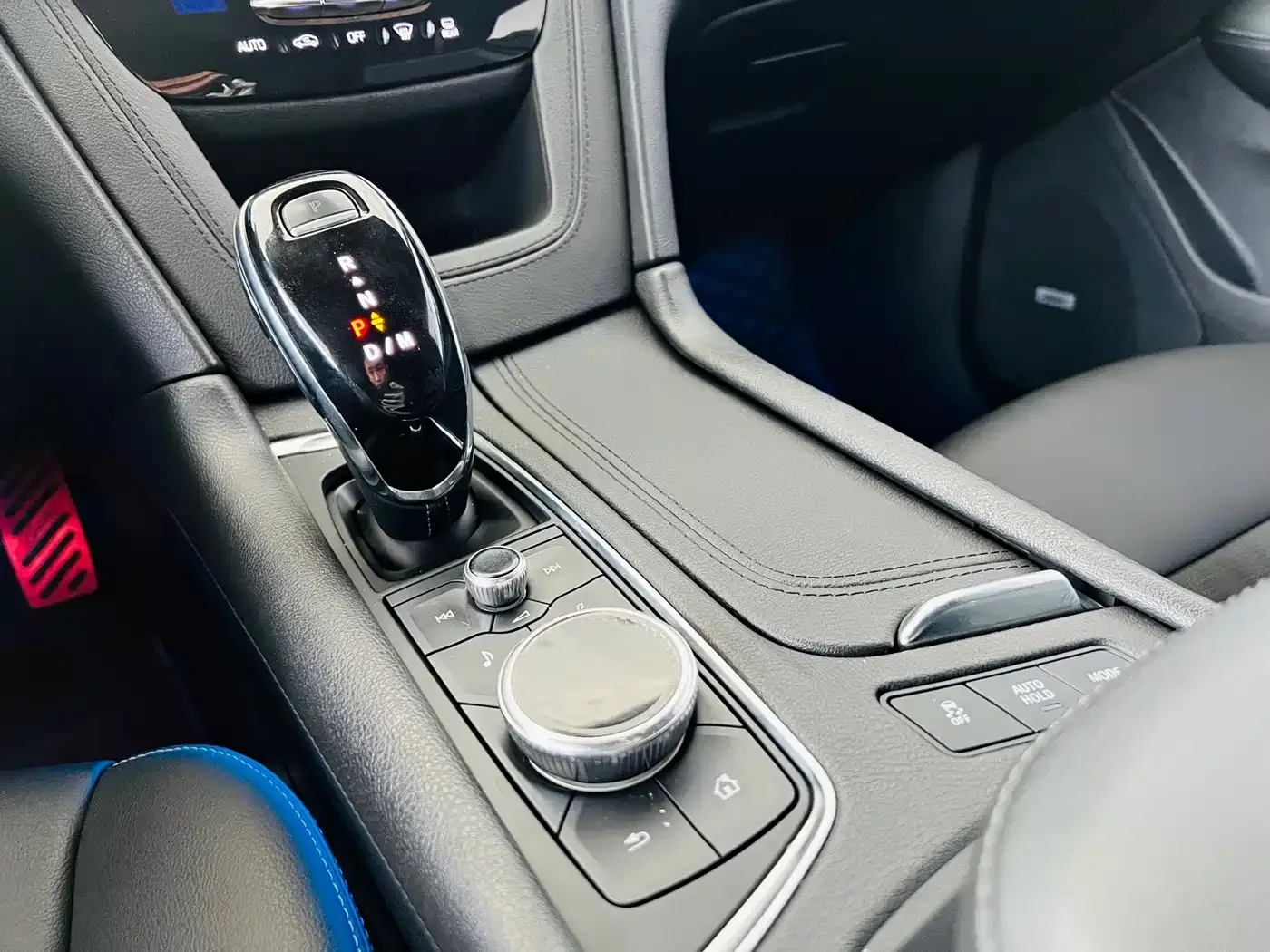 Cadillac XT5 28T Technology Model 2019 — фото 16