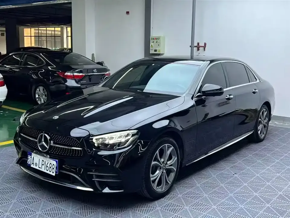 Mercedes-Benz E-Class Model Facelift III E 300 L Sport Luxury 2022