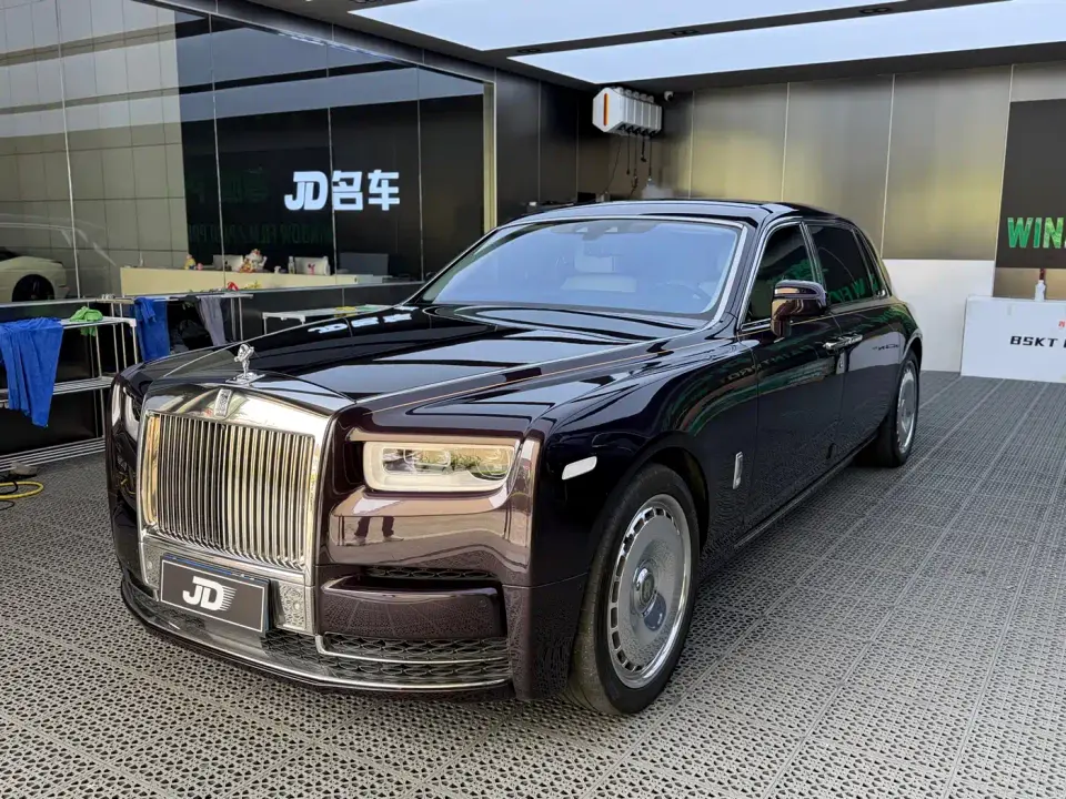 Rolls-Royce Phantom 6.7T Long Wheelbase Version 2019
