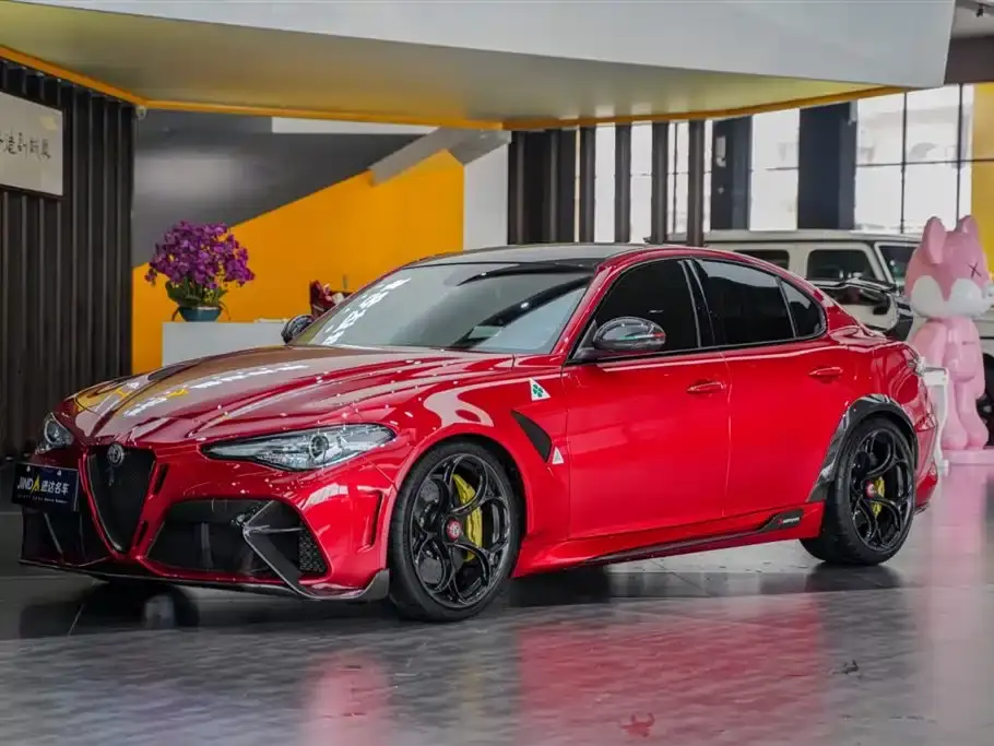 Alfa Romeo Giulia GTAm 2022