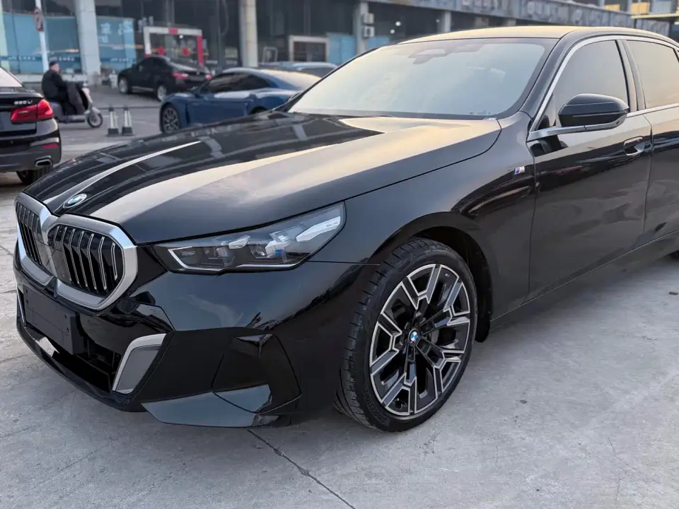 BMW 5 Series 530Li Premium M Sport Package 2024