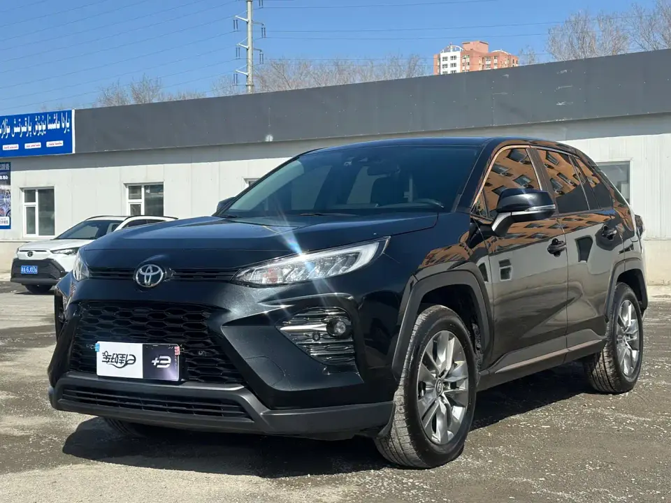 Toyota Wildlander 2.0L CVT FWD Luxury Edition 2024