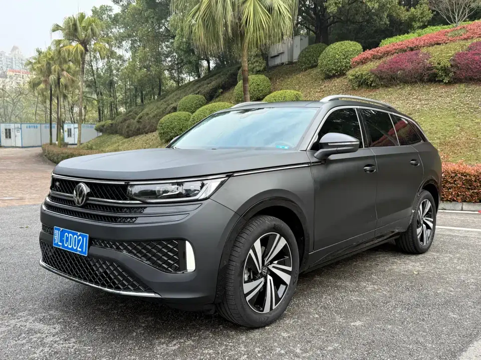 Volkswagen Talagon 380TSI 4WD R-Line Celebration Edition 2023