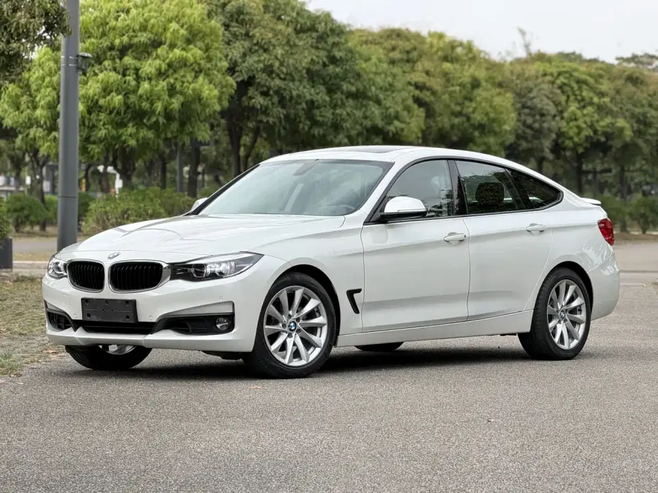 BMW 3 Series GT 320i Fashion Model 2019
