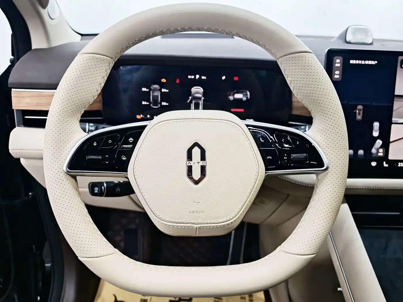 AITO Wenjie AITO M7 Model 1.5T Smart Drive RWD Max 5-Seater 2024 — фото 9