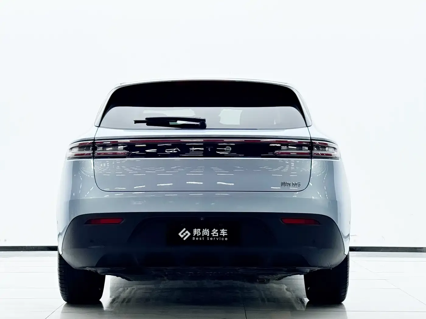 AITO Wenjie AITO M5 Extended Range RWD Smart Drive Edition 2024 — фото 21