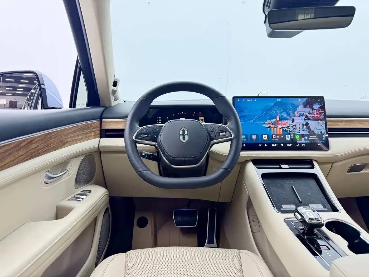 AITO Wenjie AITO M5 Extended Range RWD Smart Drive Edition 2024 — фото 19