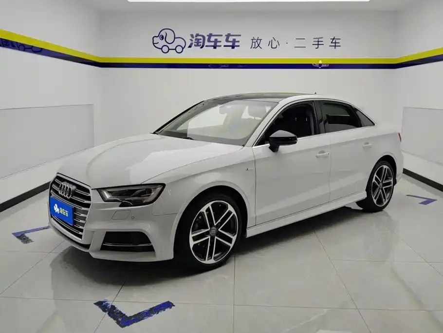 Audi A3 Limousine 35 TFSI Sport China VI 2020