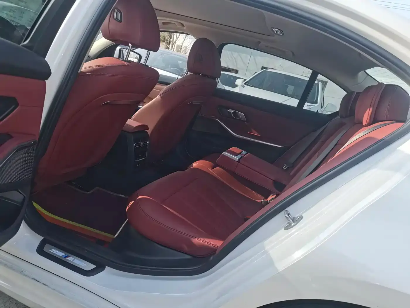 BMW 3 Series 325Li M Sport Package 2023 — фото 11