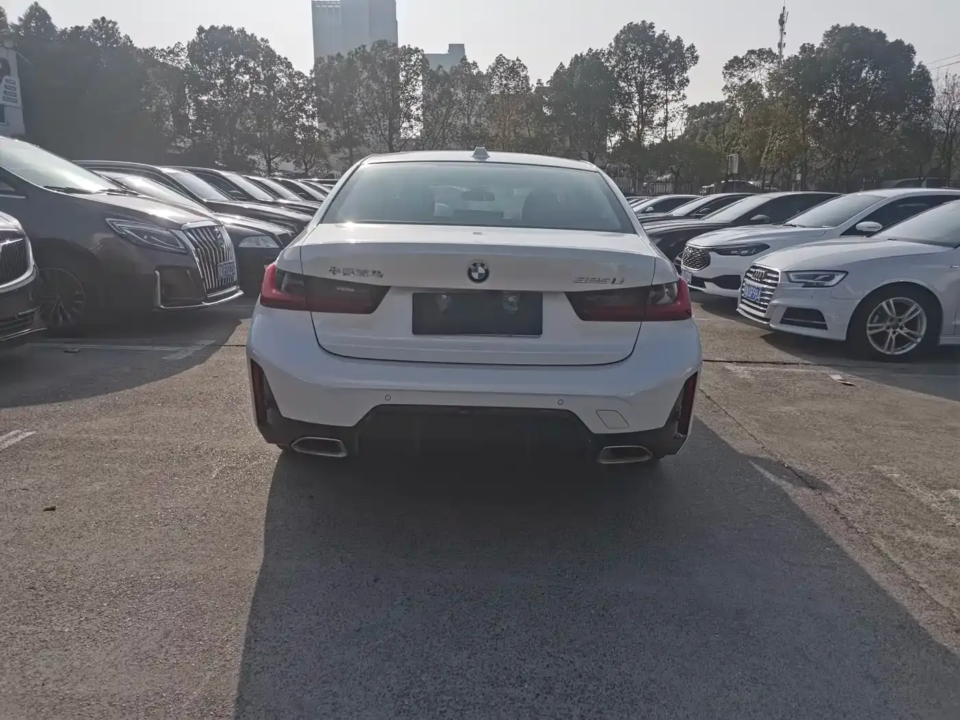 BMW 3 Series 325Li M Sport Package 2023 — фото 15