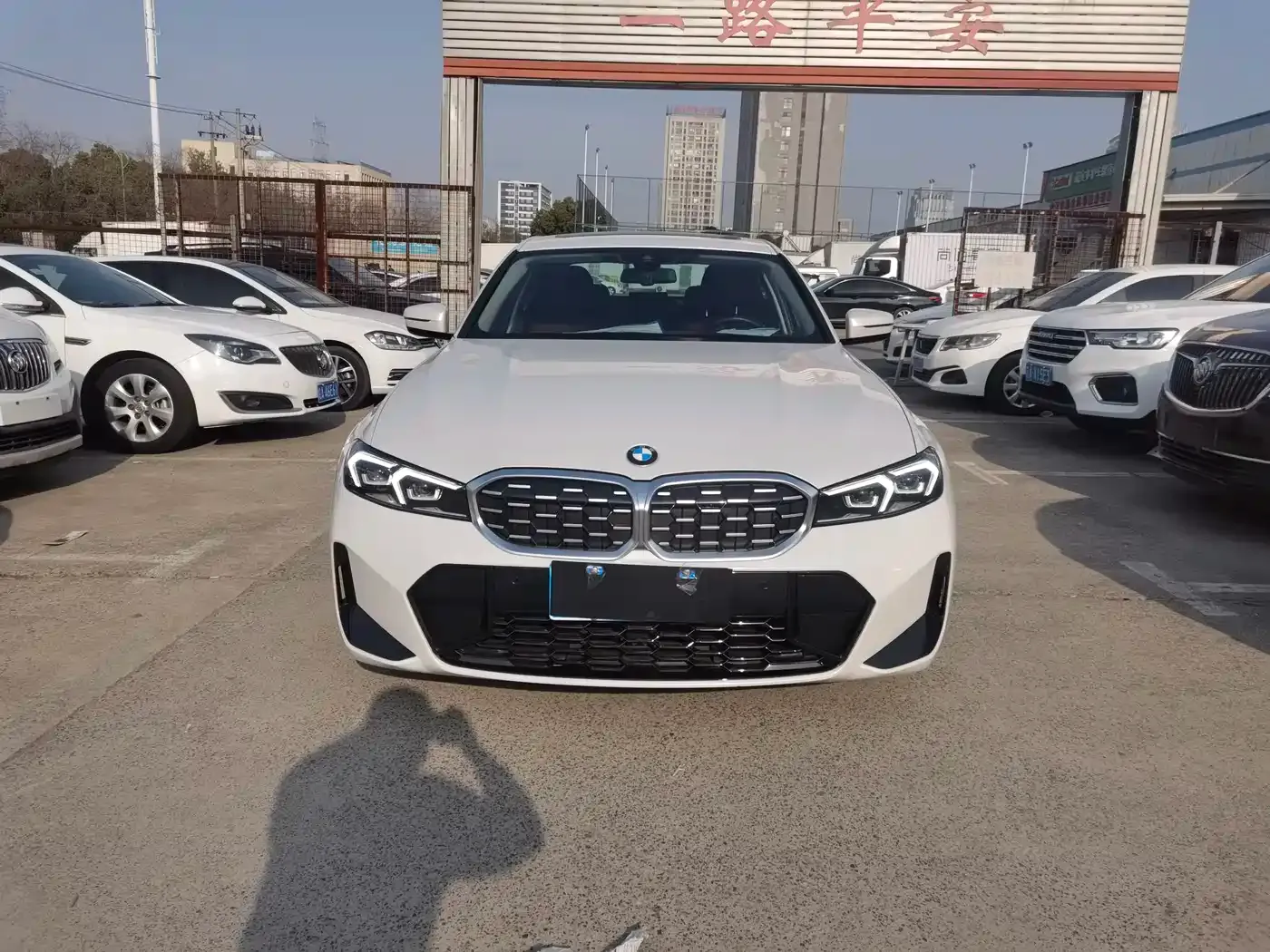 BMW 3 Series 325Li M Sport Package 2023 — фото 2