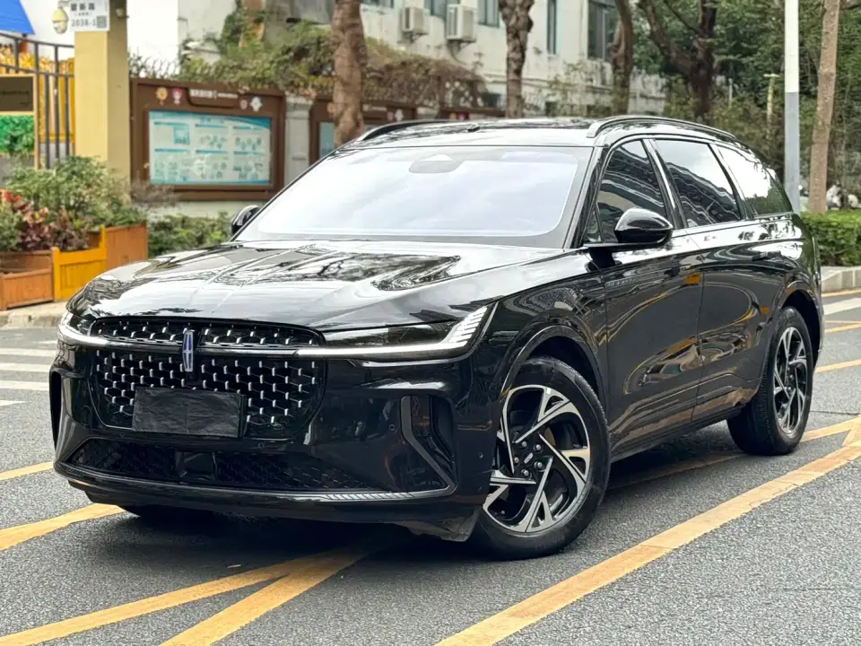 Lincoln Nautilus 2.0T 4WD Premium Hybrid Edition 2023