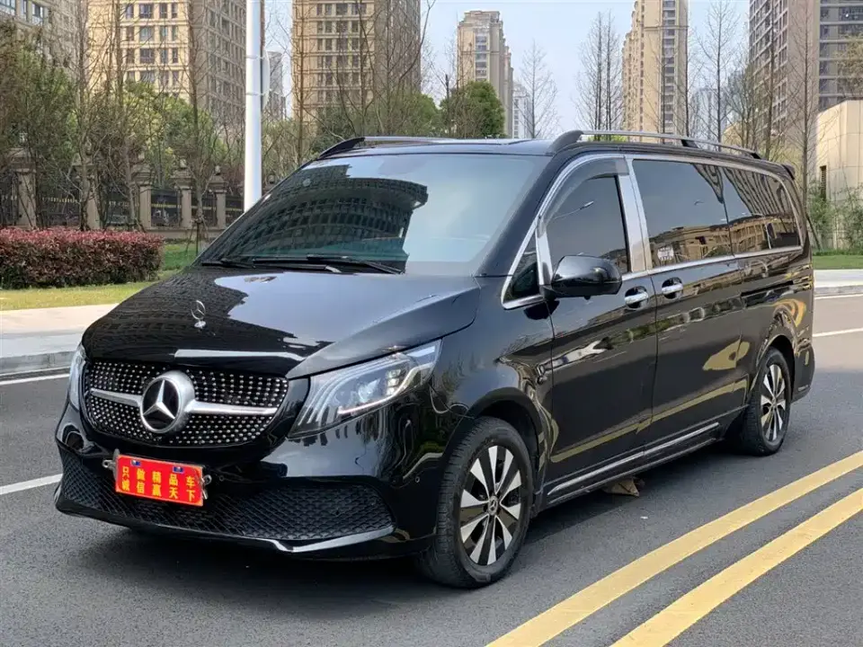 Mercedes-Benz Vito 2.0T Business 7-Seater 2024