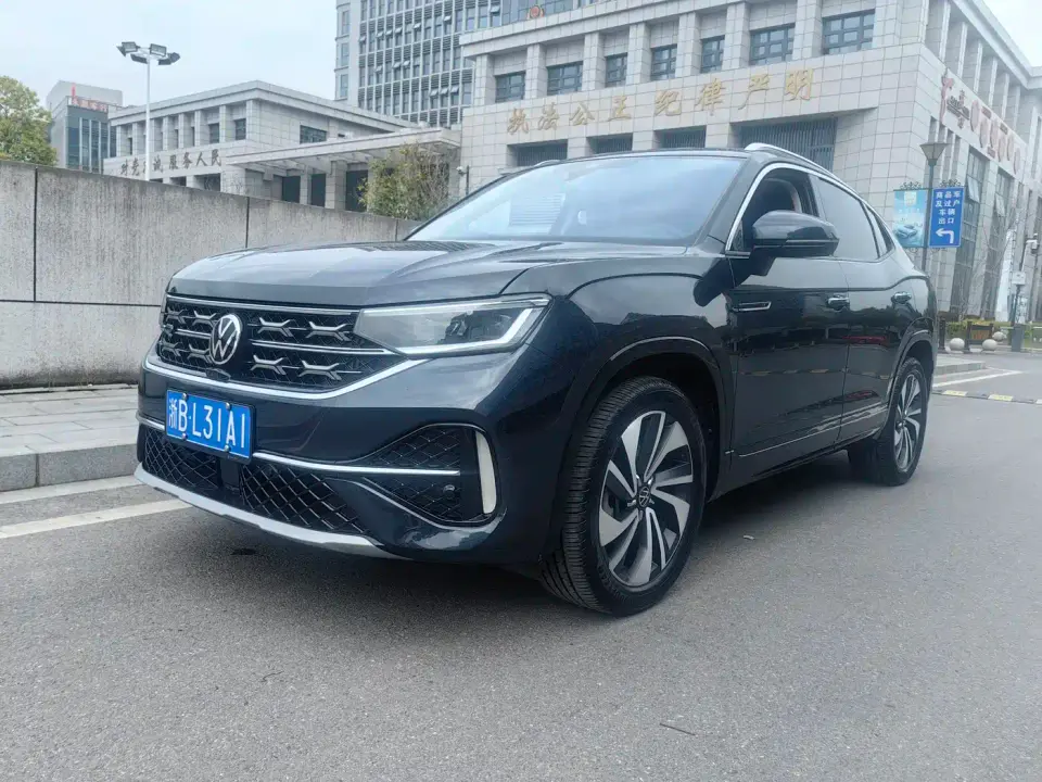 Volkswagen Tayron X 330TSI 2WD Premium High-Performance Edition 2023