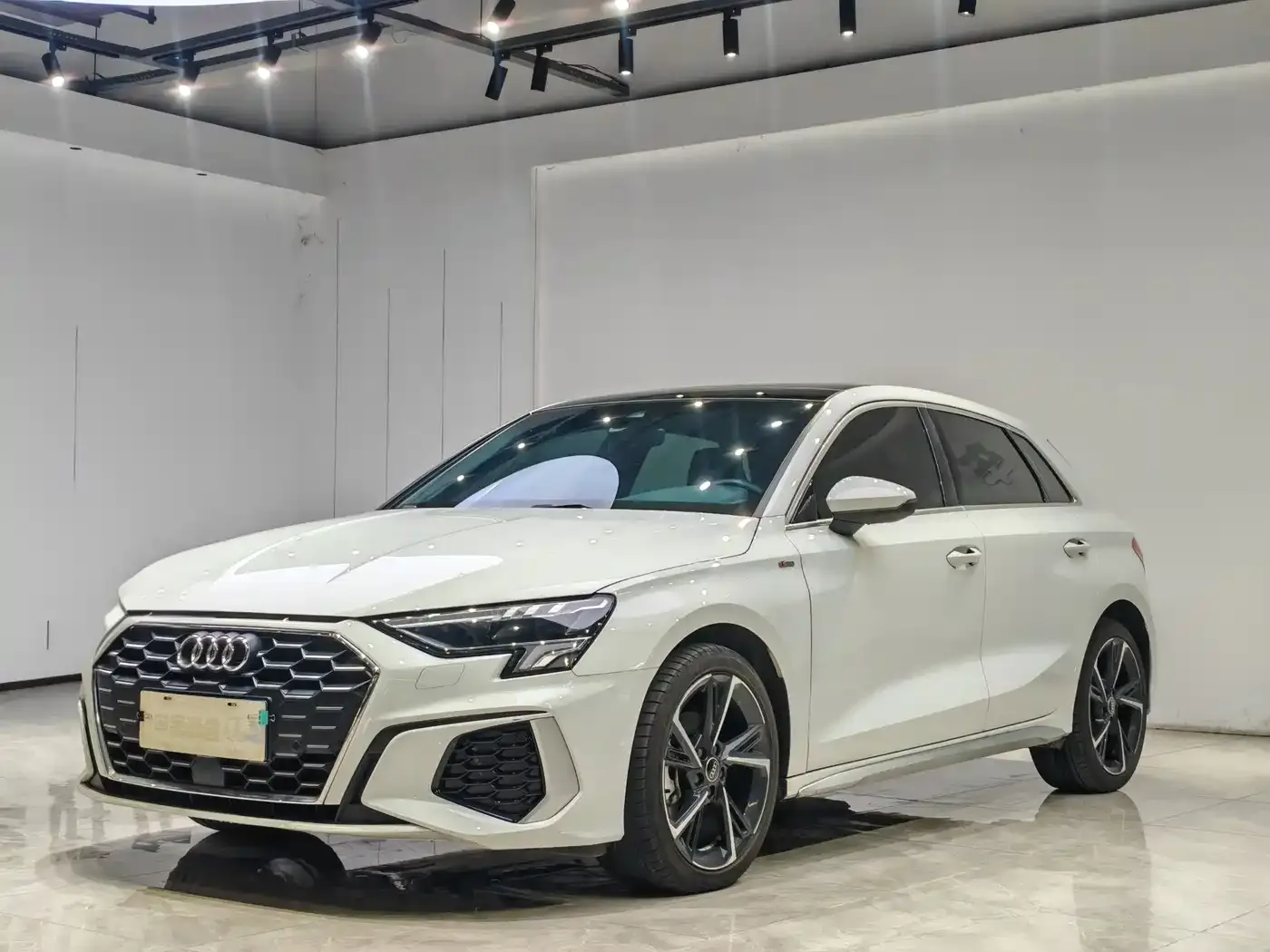 Audi A3 Model Sportback 35 TFSI Fashion Sport 2024