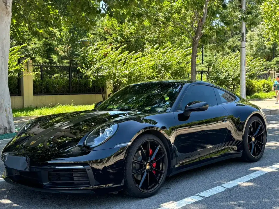 Porsche 911 Carrera 3.0T 2022