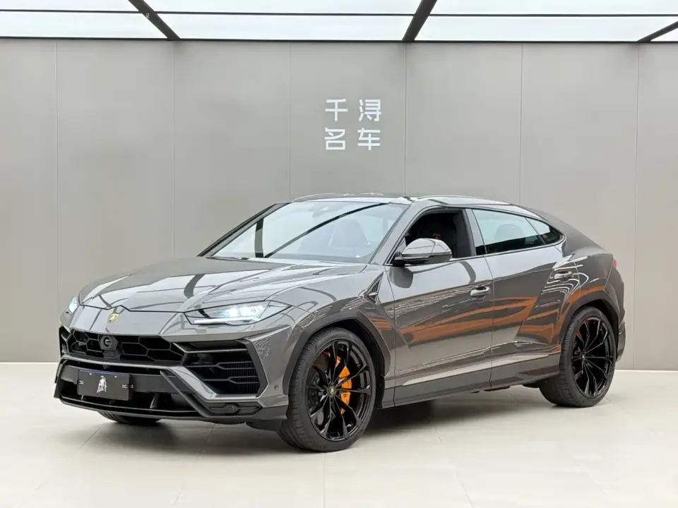 Lamborghini Urus 4.0T V8 2022