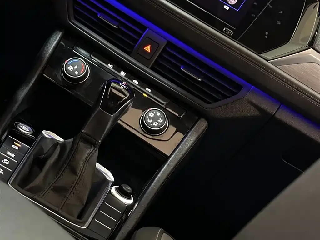 Volkswagen Sagitar 280TSI DSG Comfort Smart Connect Edition 2021 — фото 20