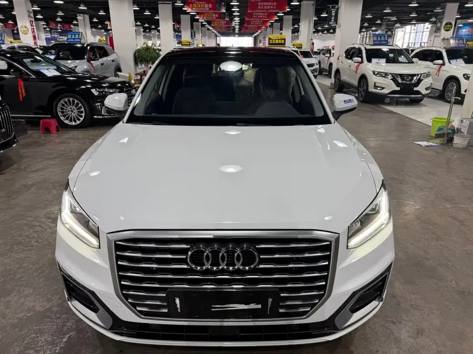 Audi Q2L 35 TFSI Fashion Elegance China V 2020