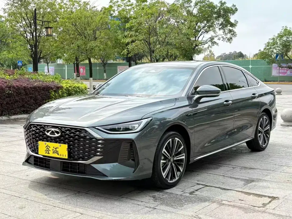 Chery Arrizo 8 PRO Pro 1.6T Luxury 2025