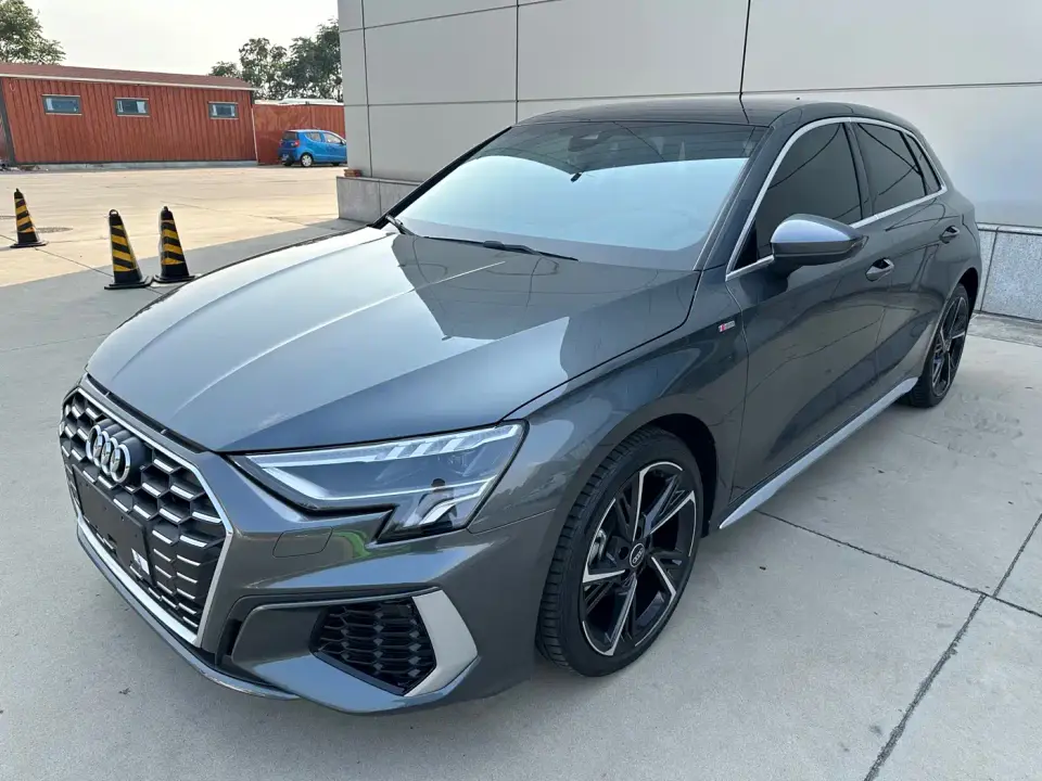 Audi A3 Model Sportback 35 TFSI Fashion Sport 2023