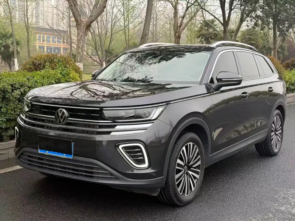 Volkswagen Talagon 330TSI Luxury Touring Edition 2023
