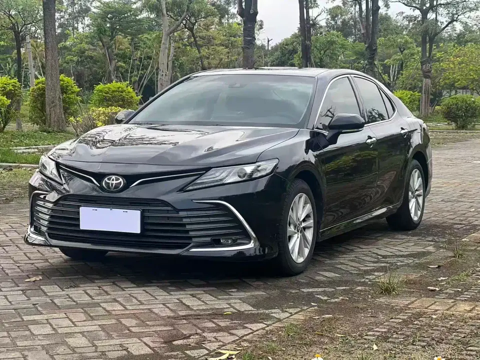 Toyota Camry 2.0G Luxury Edition 2021