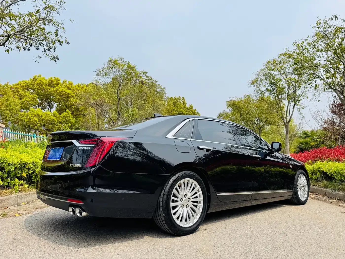 Cadillac CT6 28T Luxury Model 2019 — фото 15